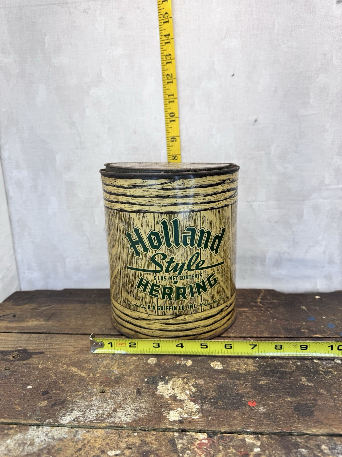 Holland Style Herring Vtg Tin  #S-1611