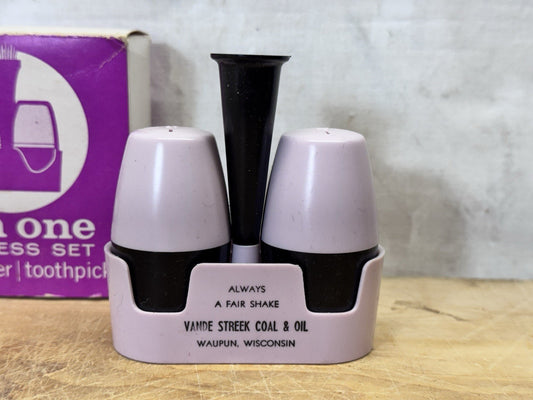 Vande Streek Coal & Oil Waupun Wisconsin Salt & Pepper Ad Vtg NOS #1829