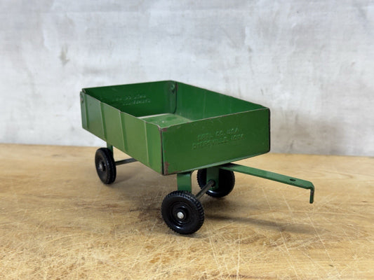 Vintage Ertl Pressed Metal Green Farm Wagon Crop Trailer #S-1827