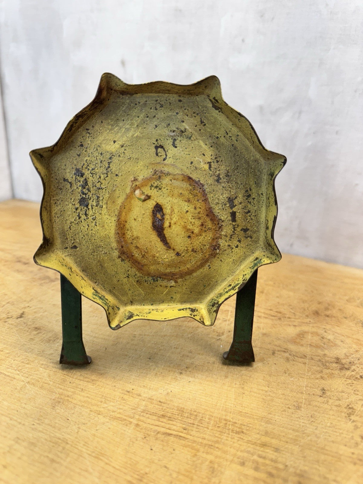 Vintage Ledge Plant Hanger Green #S-1702