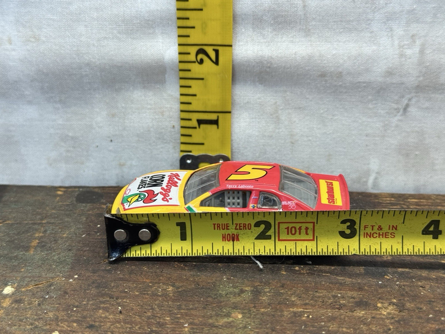 Terry Labonte #5 Chevy Kellogg's 1997 Edition diecast #1353