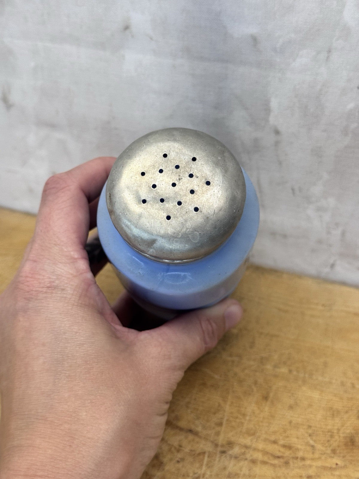 Vintage 1930s Jeannette Delphite Pepper Shaker #S-1669