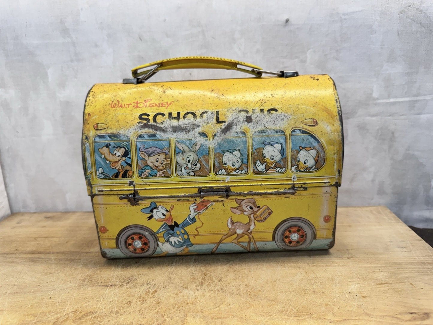 Vintage 1960s Disney's School Bus Lunchbox #S-1507