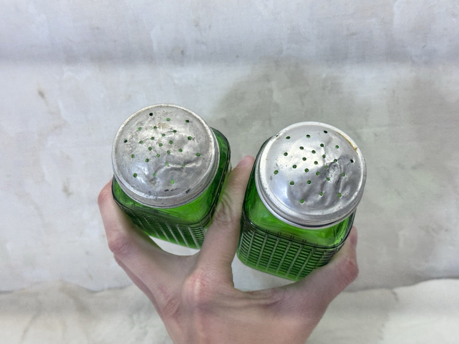 Green Hoosier Salt & Pepper Shakers Vtg #S-1776