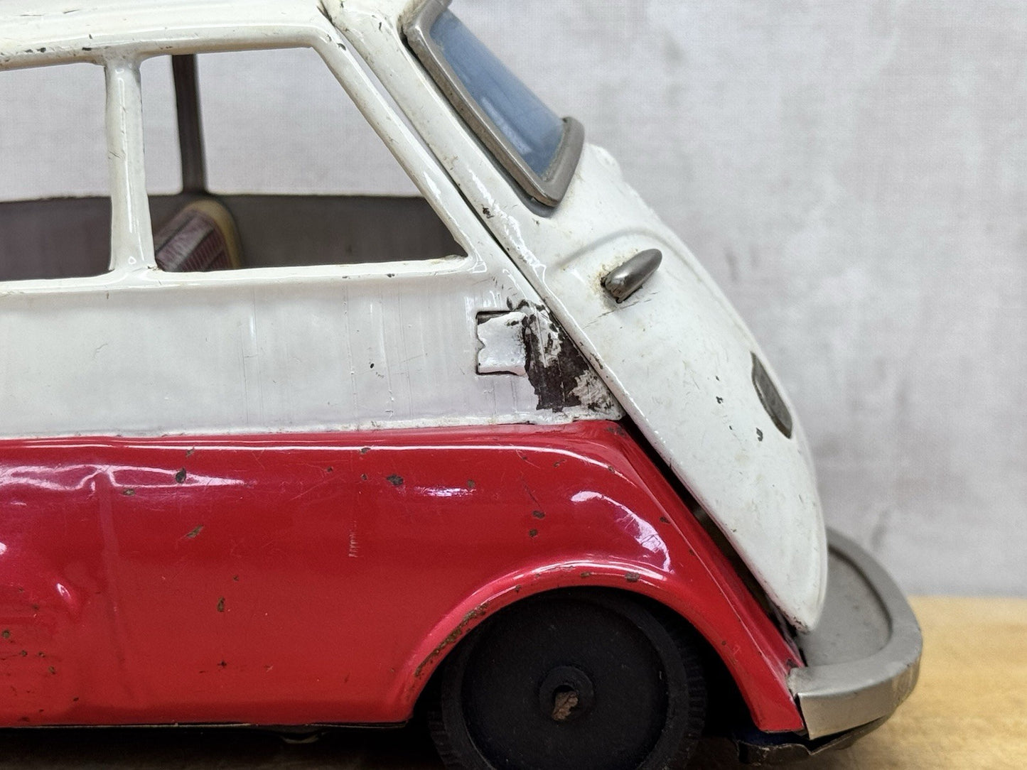 Vintage Bandai BMW Isetta Tin Friction Car Red & White Missing Mirror #1130