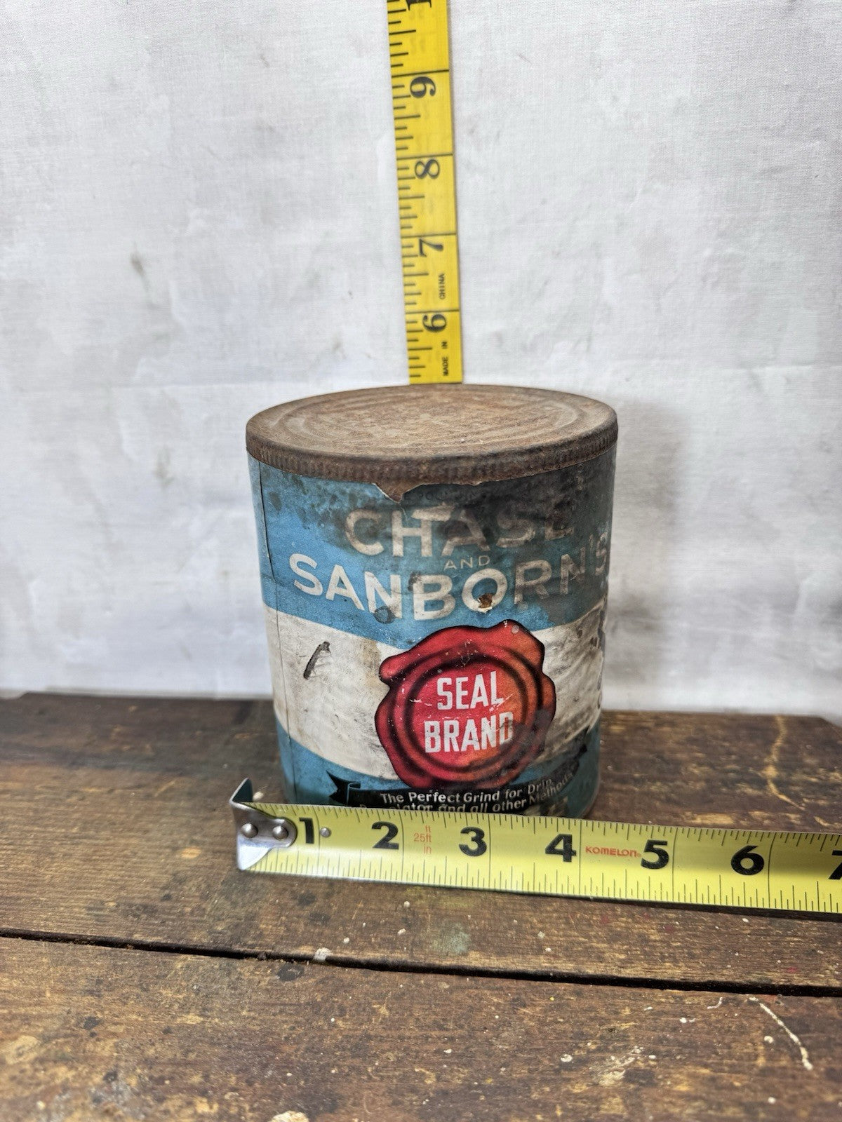 Chase And Sanborns Coffee Tin Vintage Rustic #S-1960