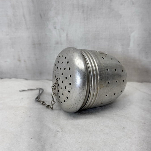 Acorn Shaper Tea Infuser Strainer Aluminum Vintage