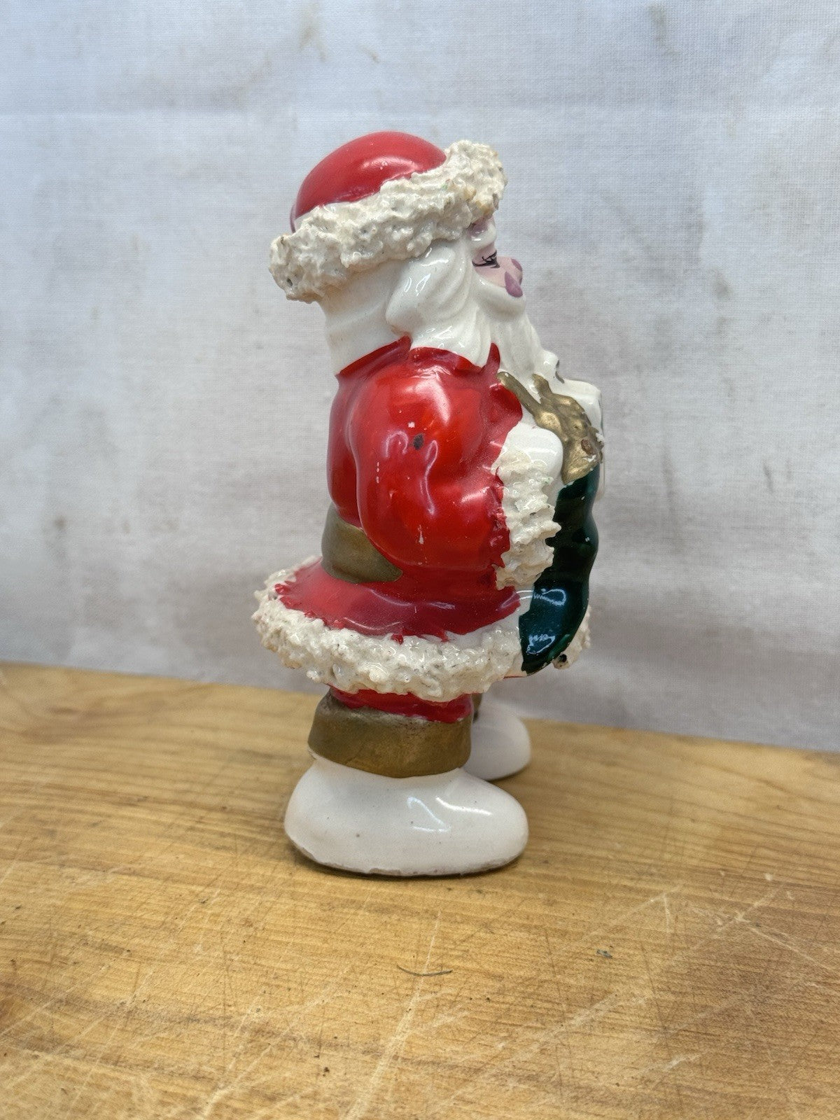 Ceramic Spaghetti Santa Vtg #1303