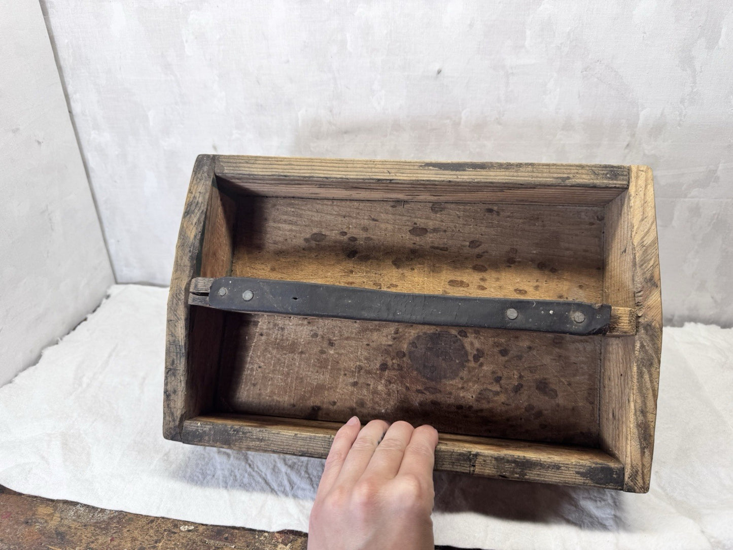 Primitive Tote Caddy Wooden Hand Made #S-1923