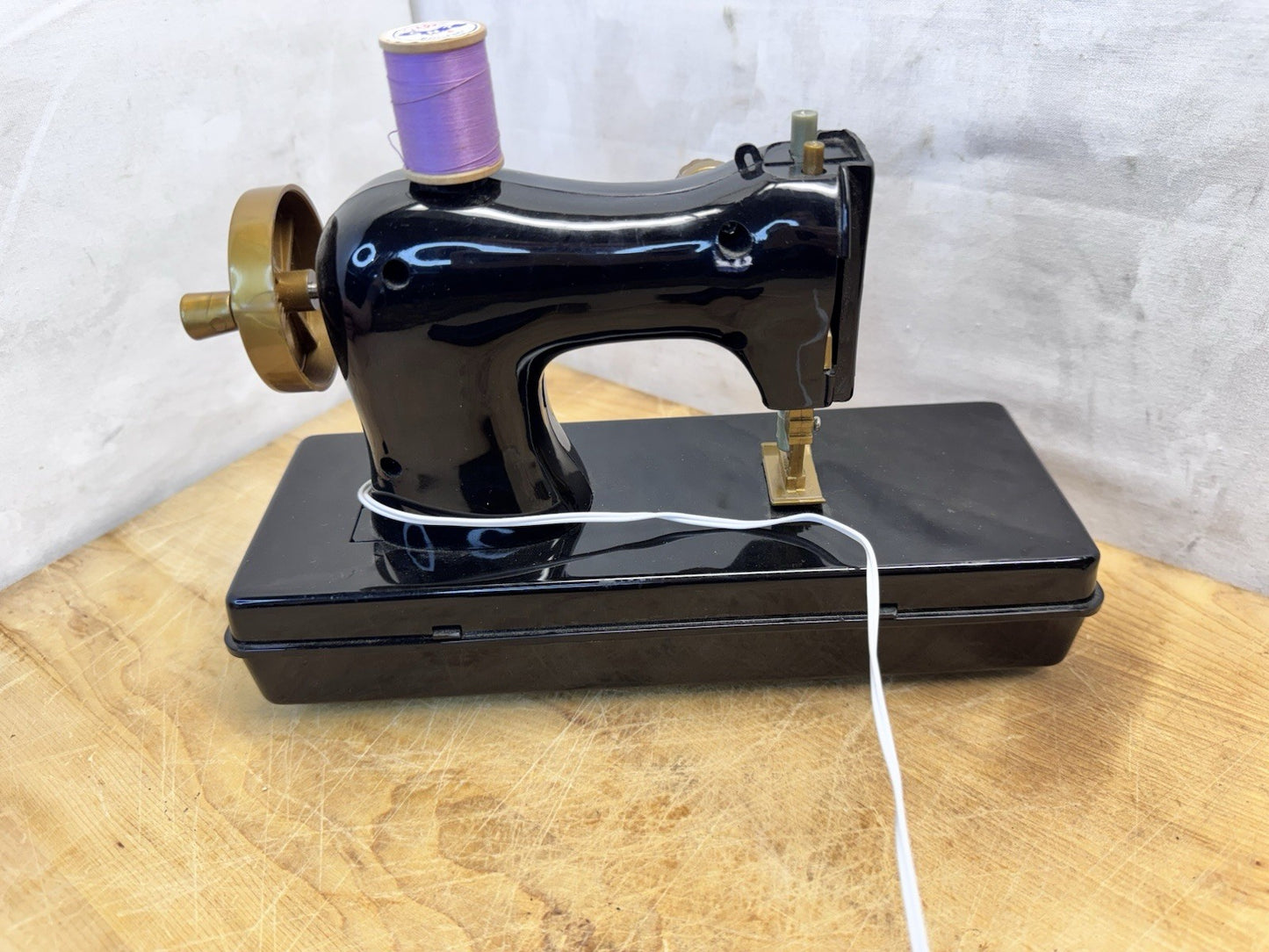Vintage Toy Singer Sewing Machine Black #1433