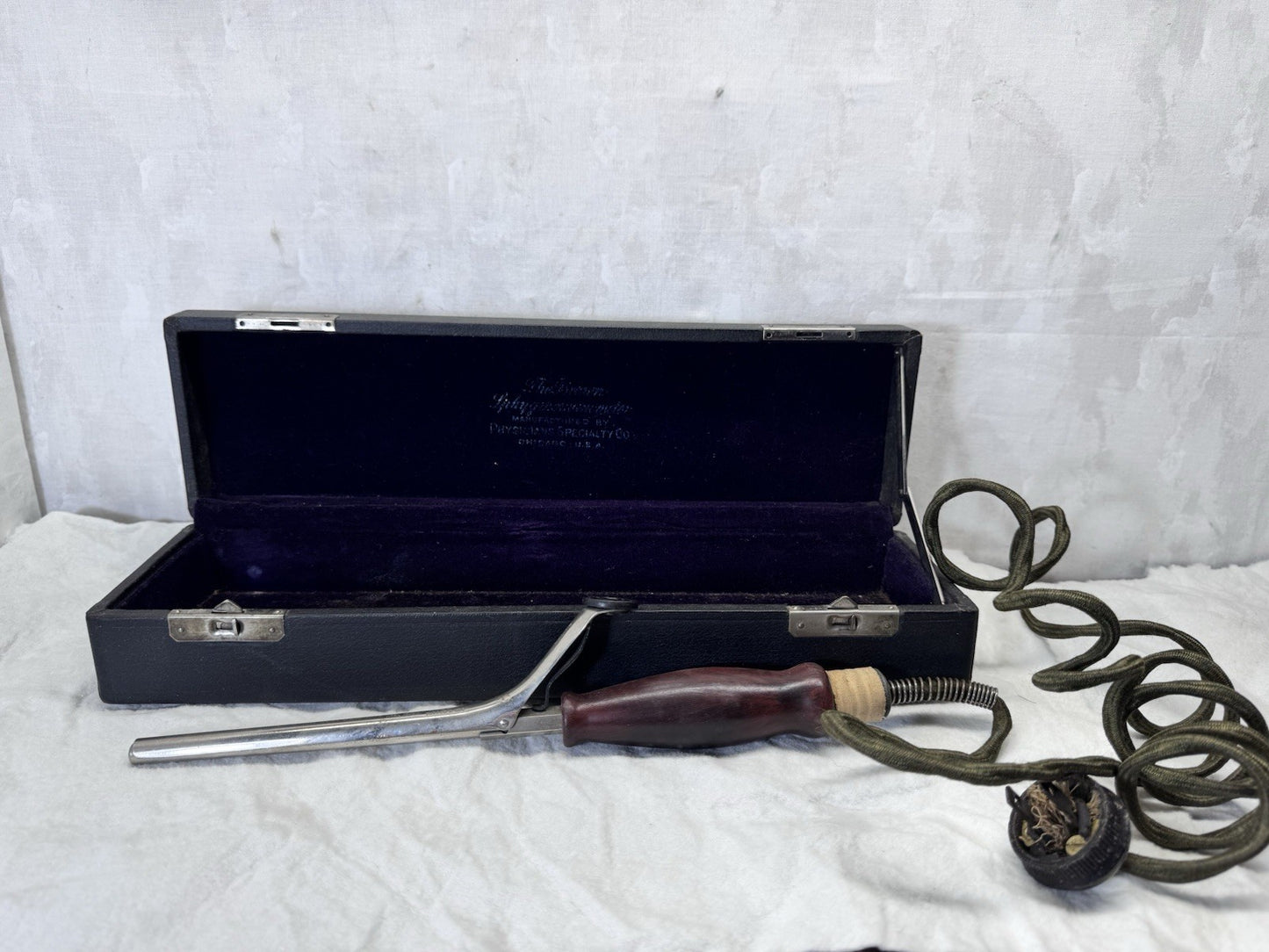 Vintage Wand Electric Curling Iron NOT Original Case #S-1956