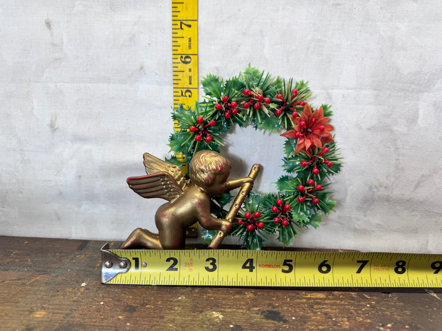 Plastic Wreath Christmas Angel Vintage #2082