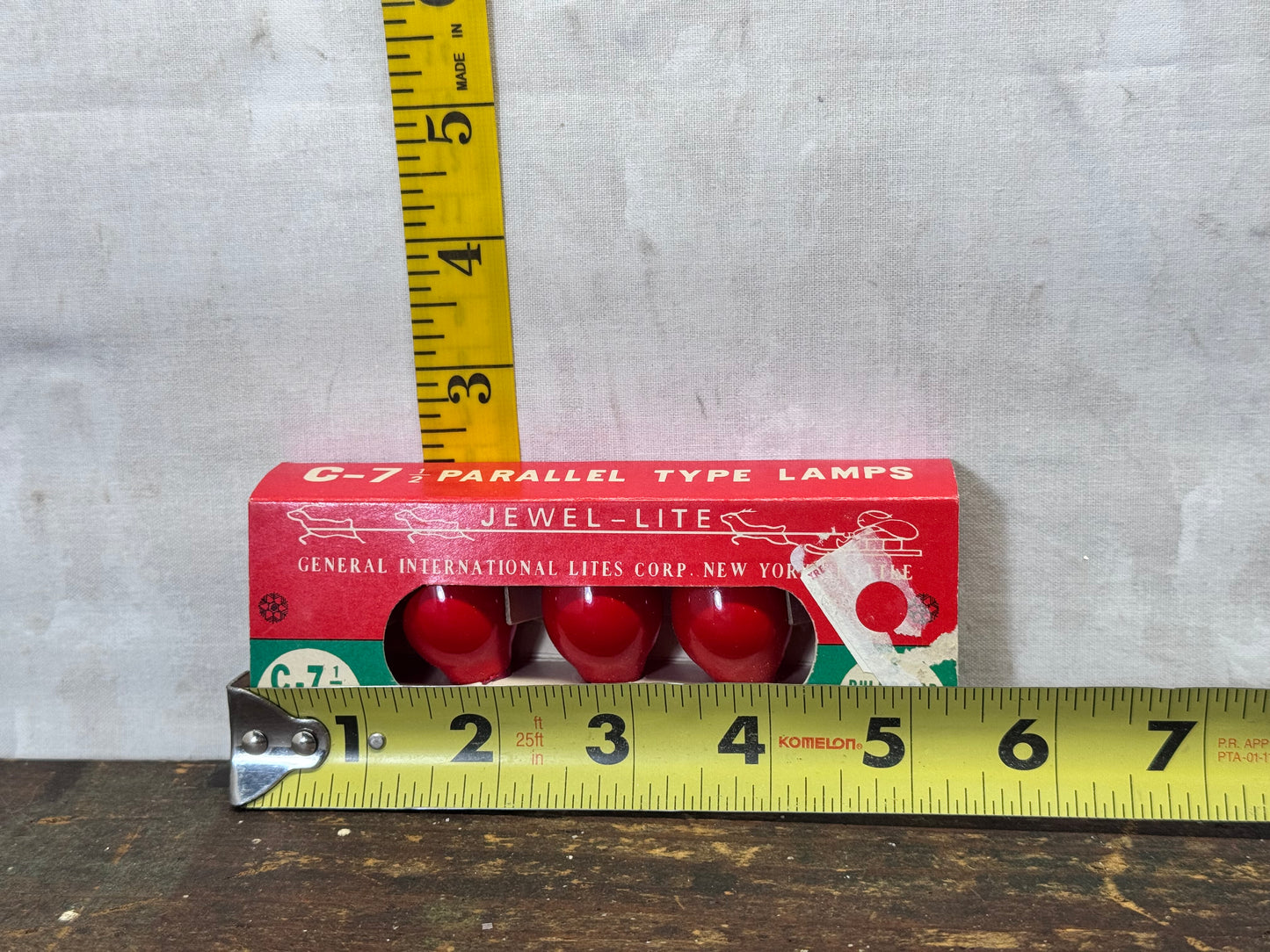 Jewel Lite Christmas Tree Lamp Lightbulbs Red NOS Vintage #1877