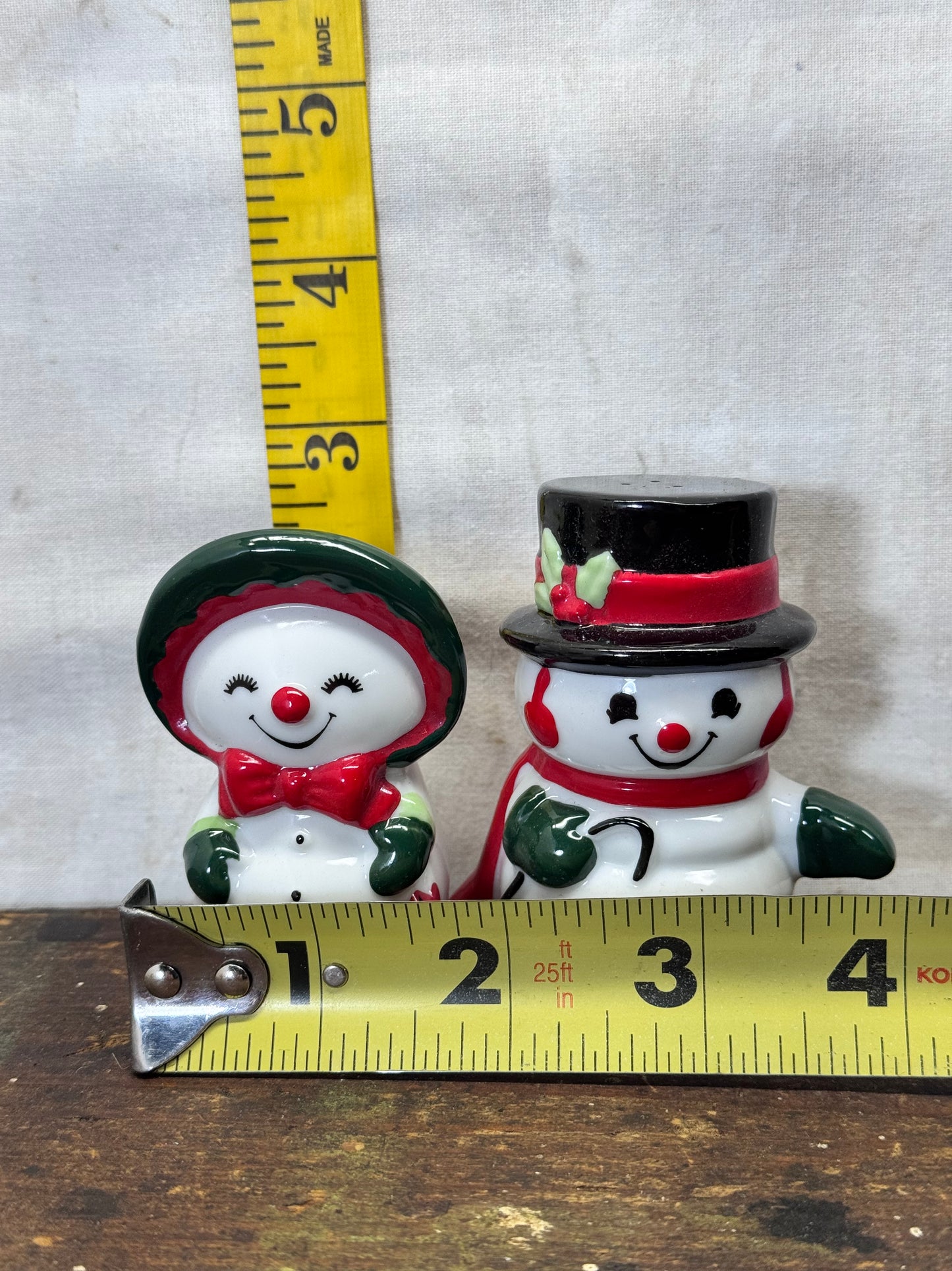 Christmas Snowman Salt & Pepper Shakers Vintage #1995