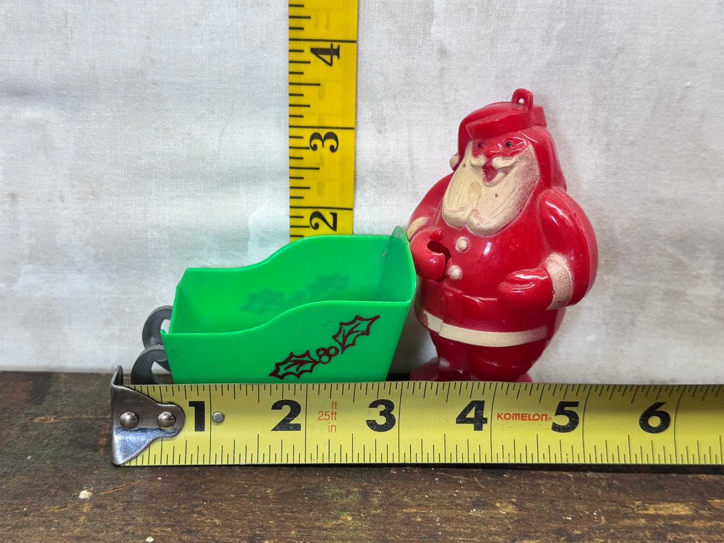 Santa Sleigh Hard Plastic Candy Holder Ornament #1749
