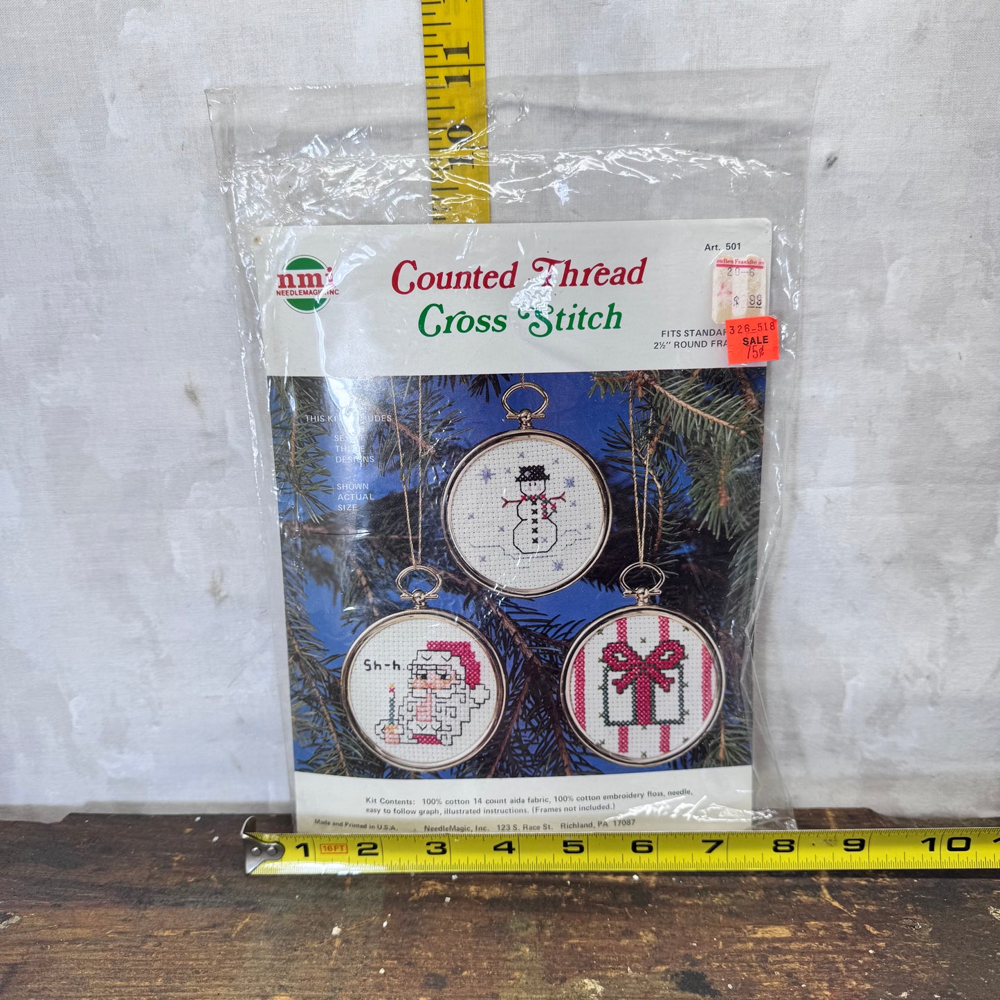 Vintage NOS Christmas Cross Stitch Set #2204