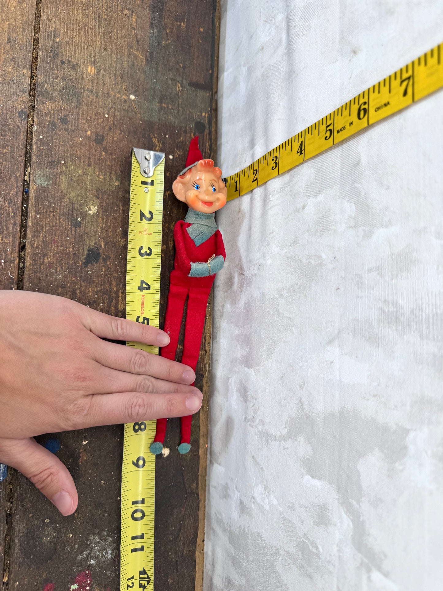 Japan Red Knee Hugger Elf Vintage #1707