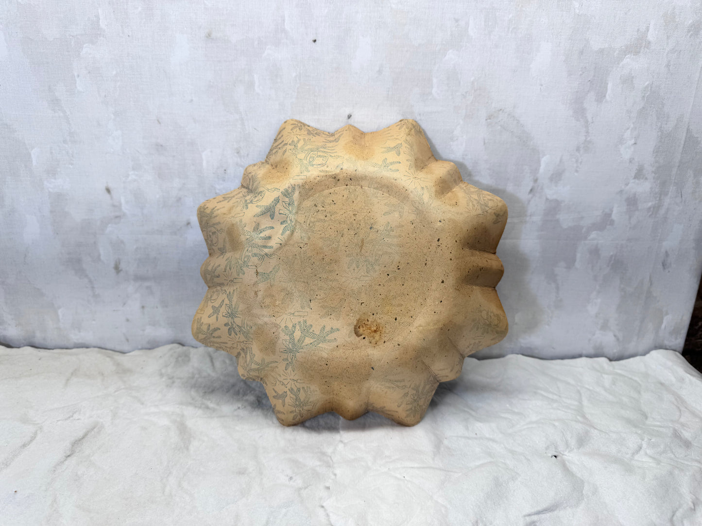 Heavy Cardboard Christmas Bowl Vtg #1740