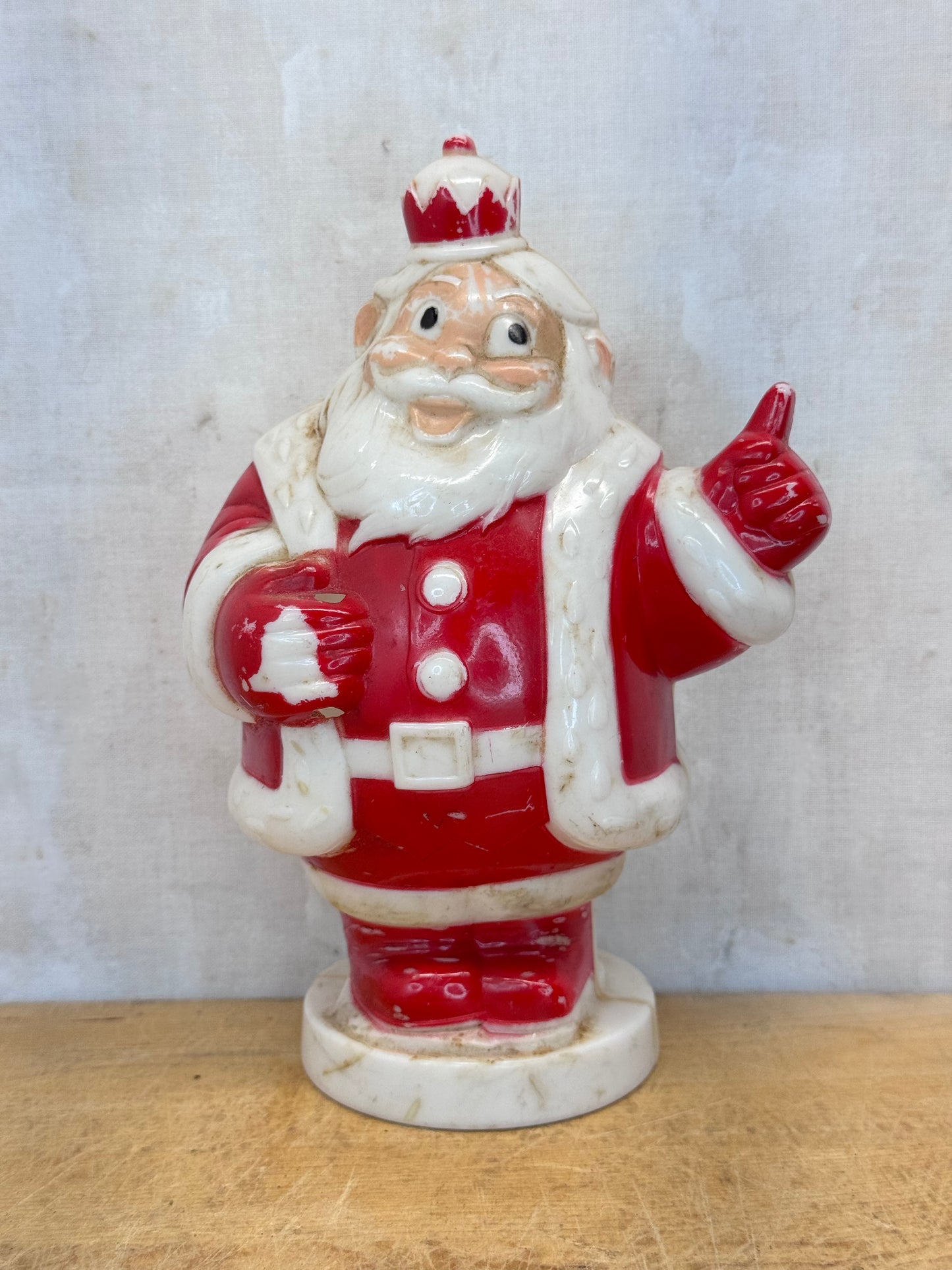 Vintage King Santa Hard Plastic Light Up Bank #1682
