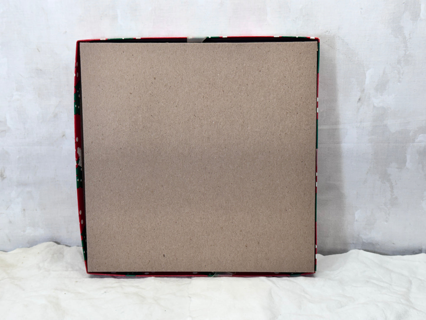 Vintage Christmas Gift Box NOS #1736