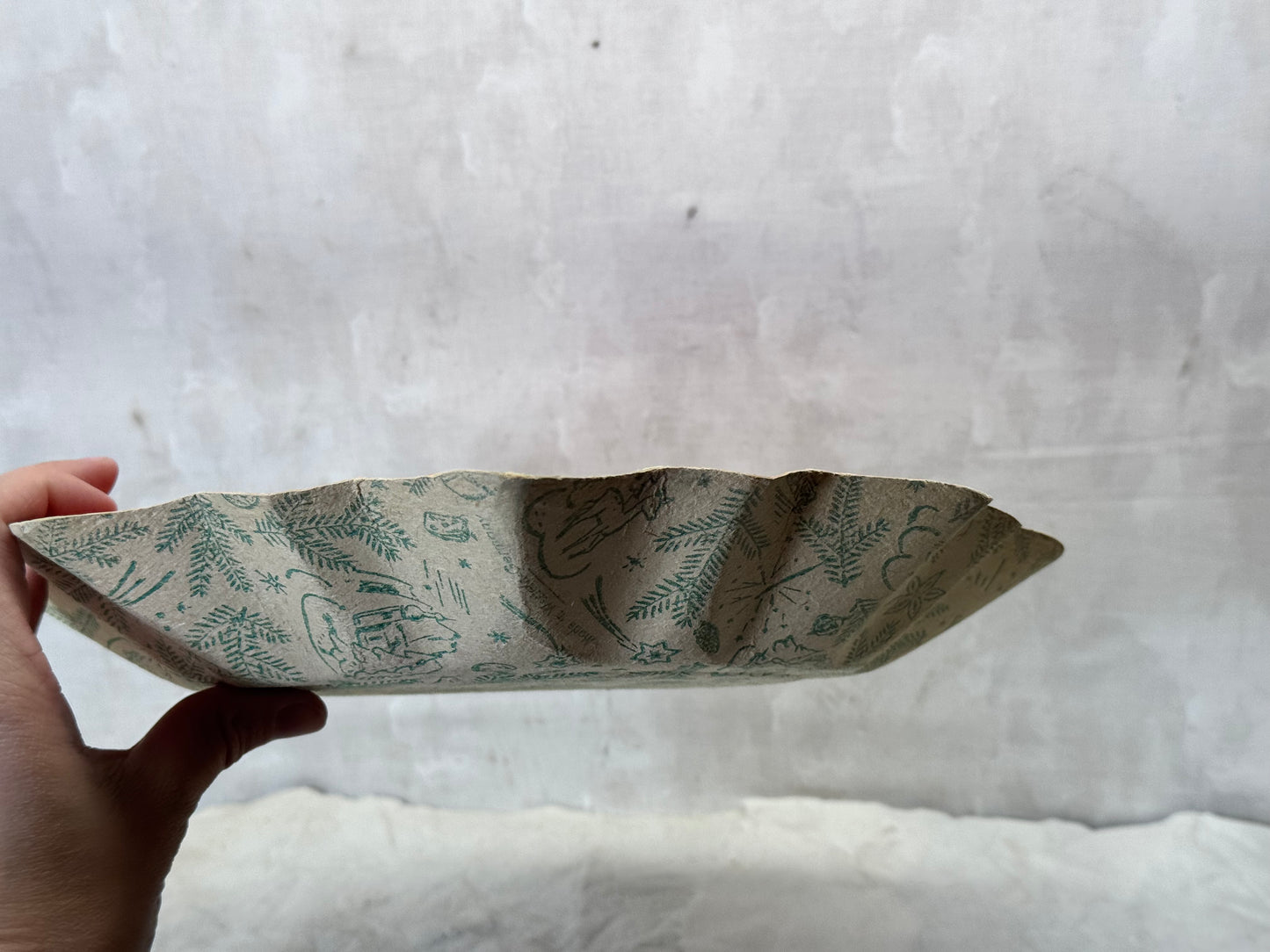 Heavy Cardboard Christmas Bowl Vtg #1741