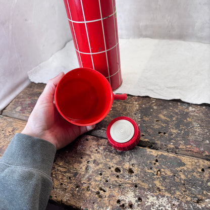King-Seeley Thermos Red Christmas Vintage #2051