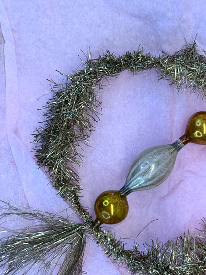 Victorian Christmas Ornament #1690