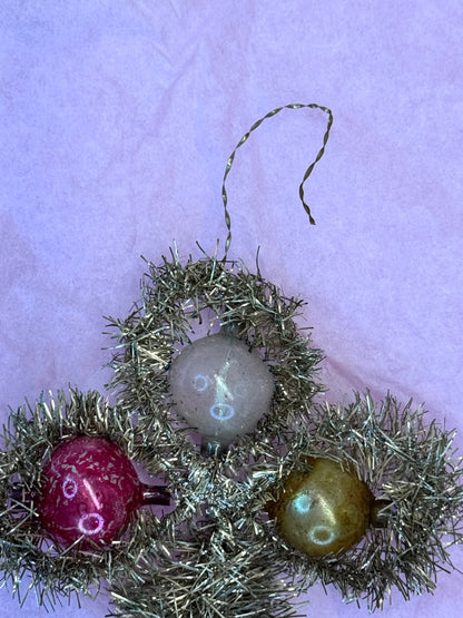 Victorian Christmas Ornament #1689