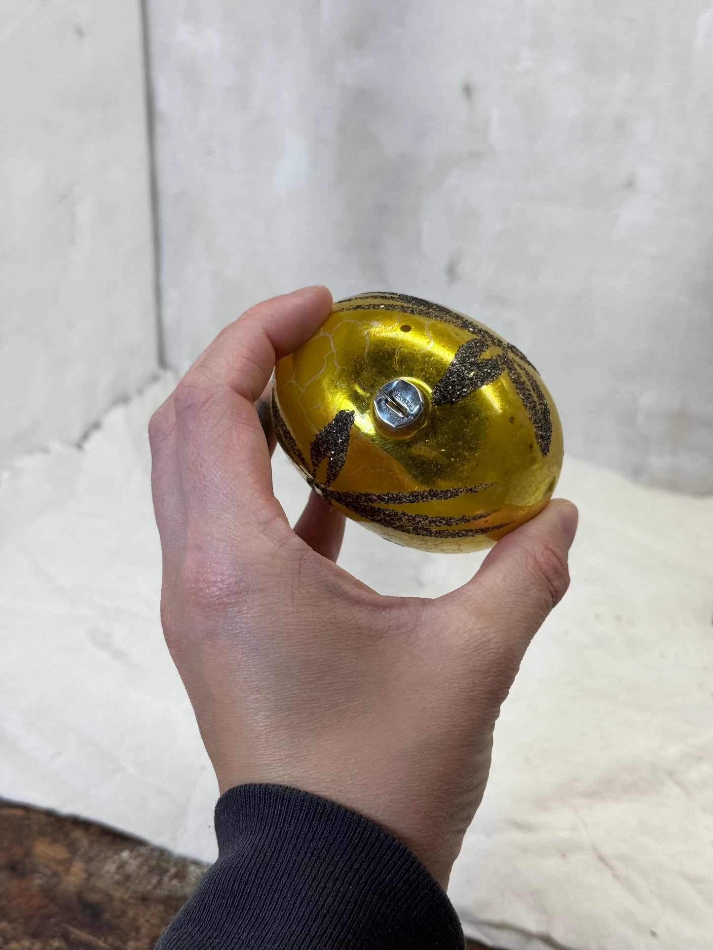 Gold Painted Vintage Christmas Ornament w/Mica #1791