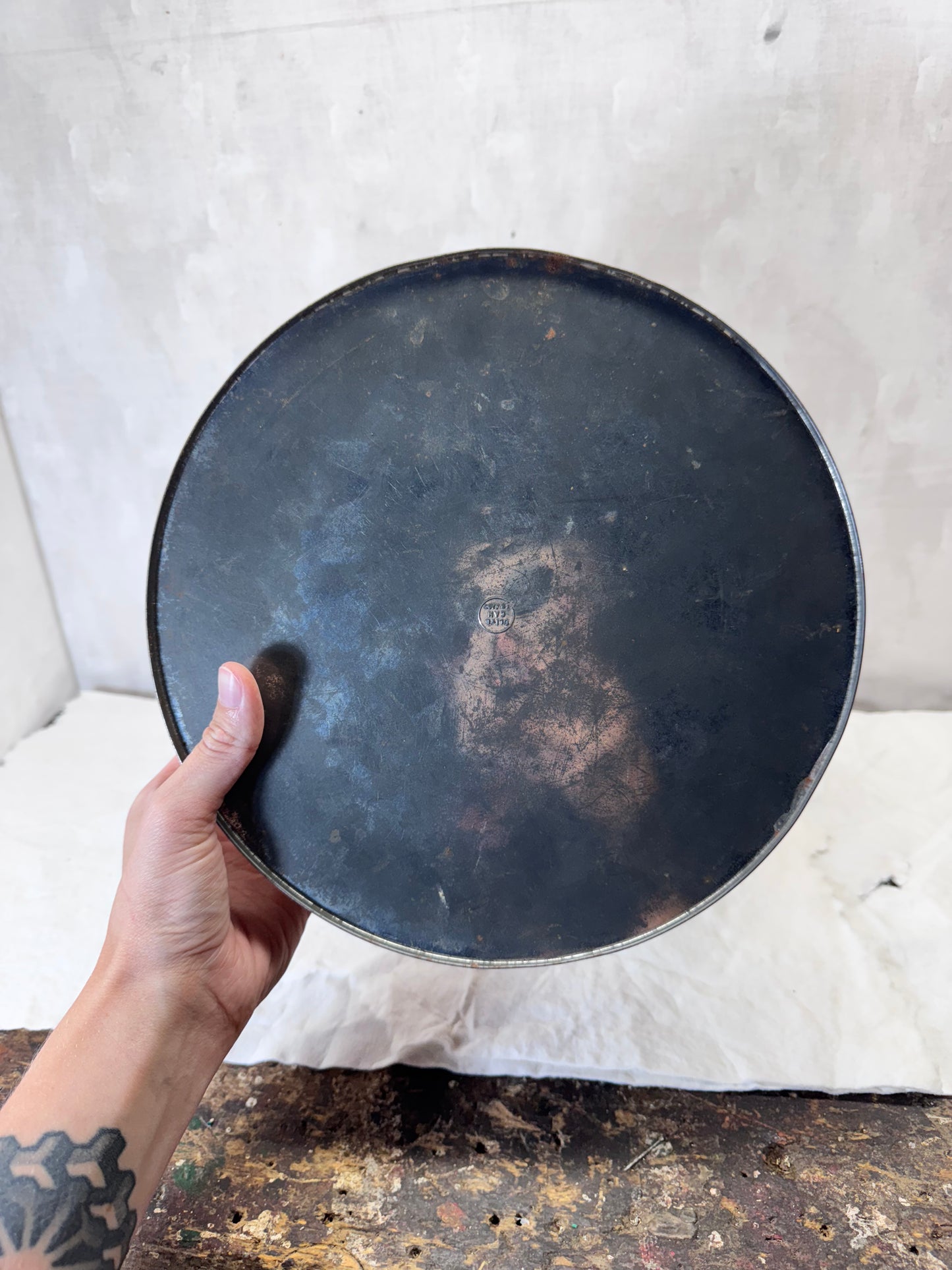 Hummingbird Christmas Tin Round Empty Vintage #1888