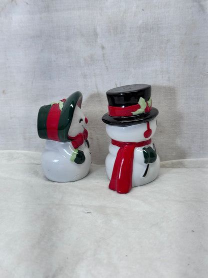 Christmas Snowman Salt & Pepper Shakers Vintage #1995