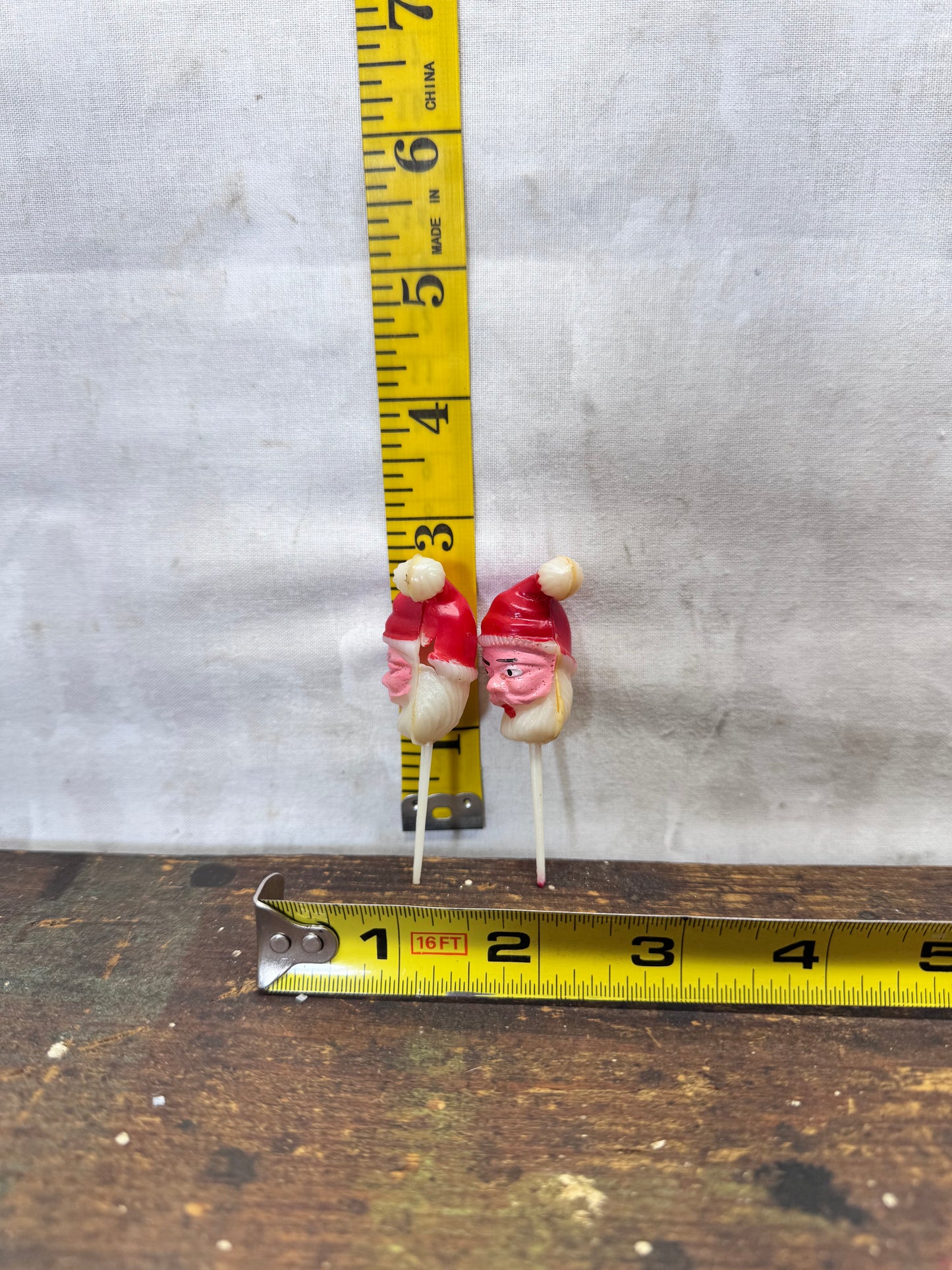 2 Santa Cake Toppers Vintage Plastic #2111