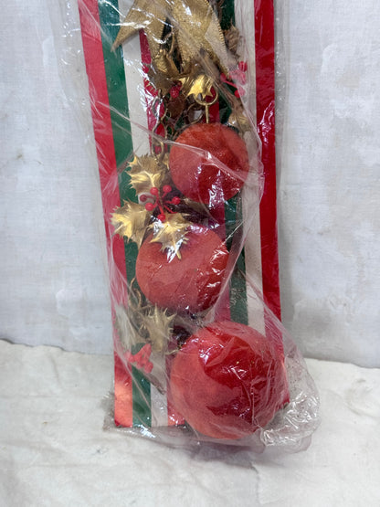 Santa Land Christmas Door HangerNOS Vtg #1737