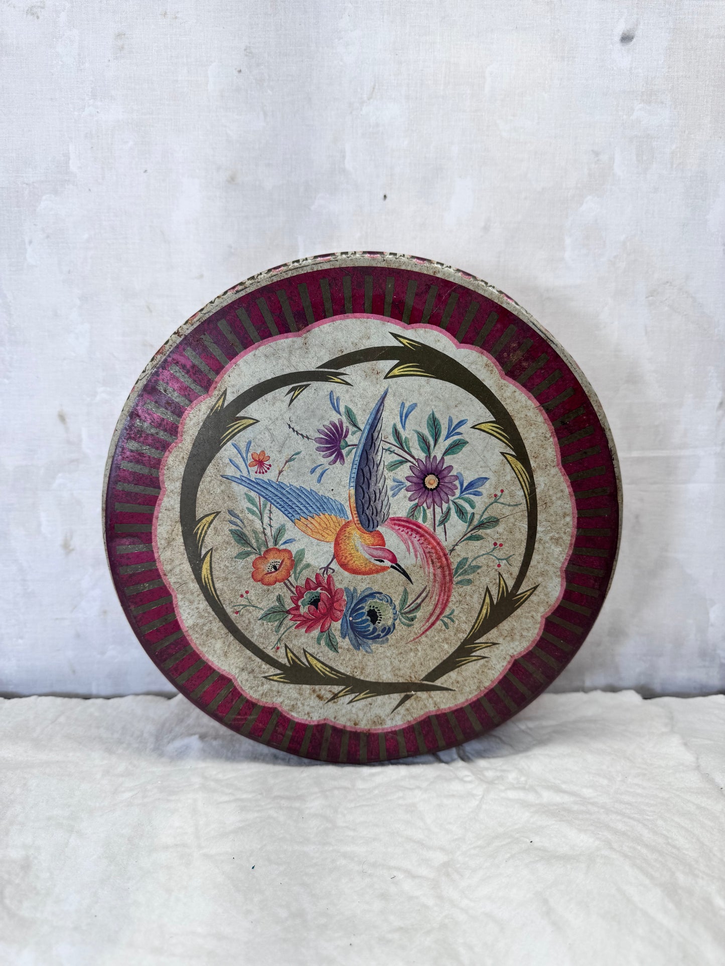 Hummingbird Christmas Tin Round Empty Vintage #1888