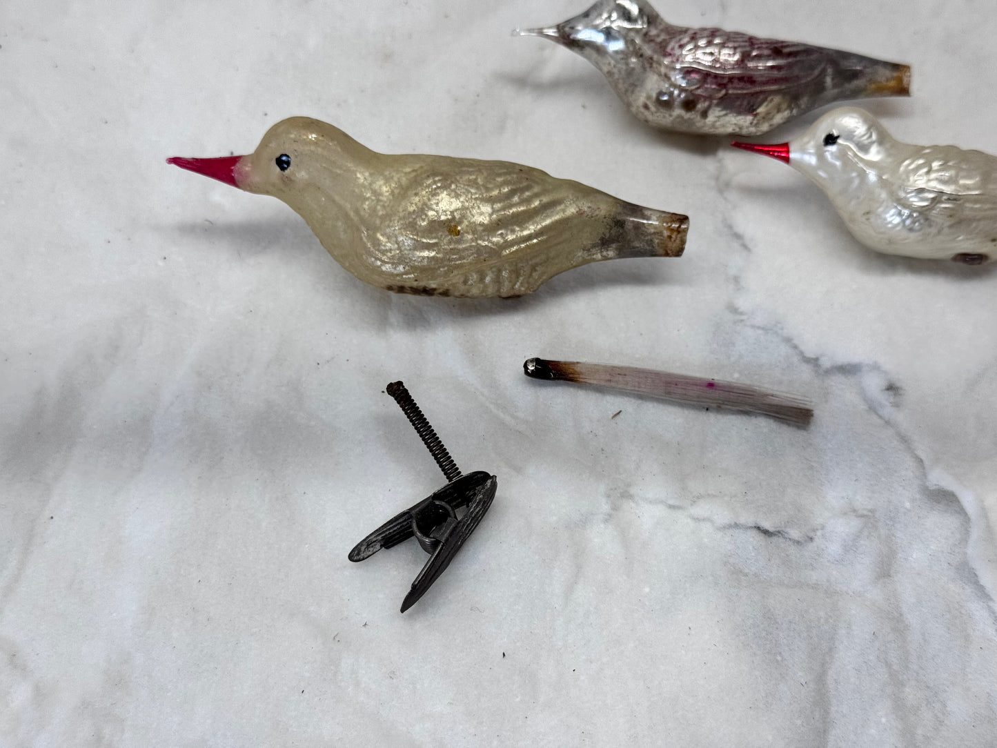 Flawed Glass Birds Pieces Vintage #2105