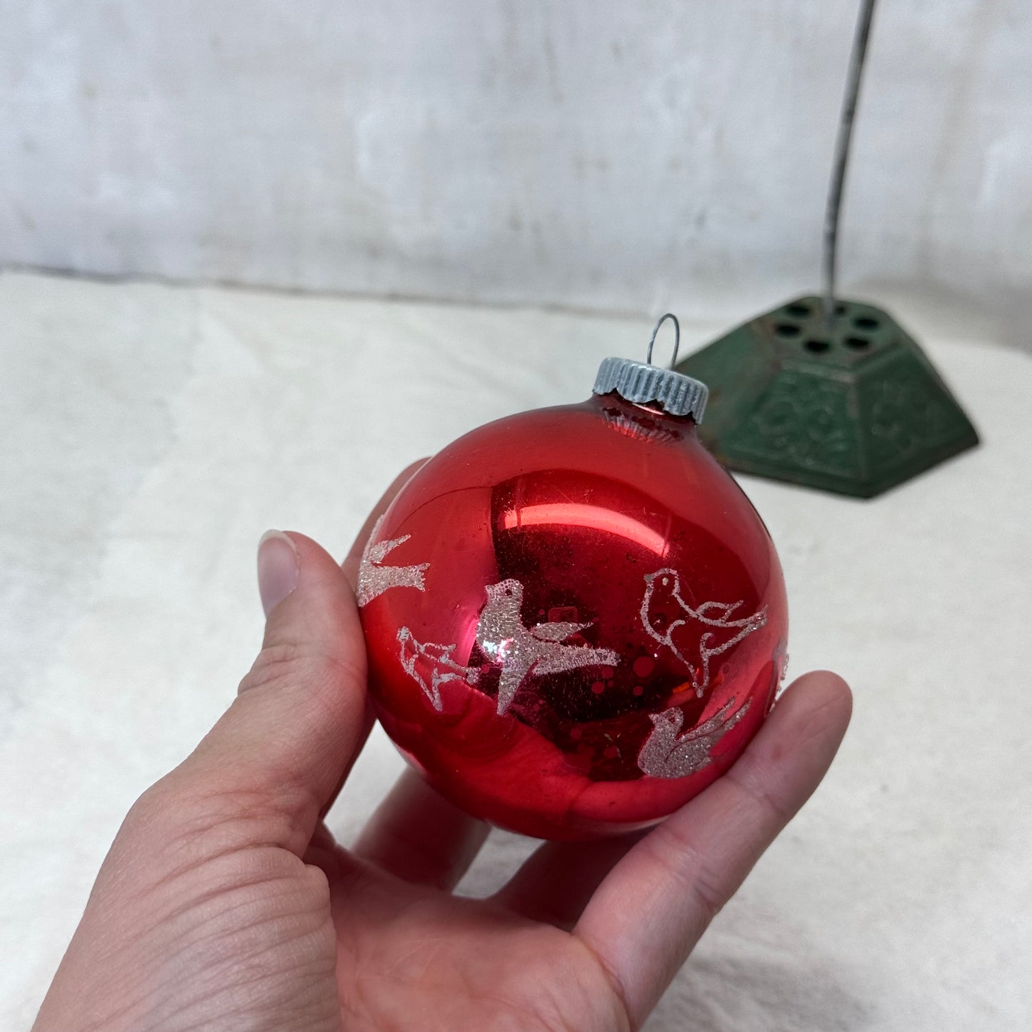 Red Stenciled Doves Glass Shiny Brite Ornament Vintage #2064