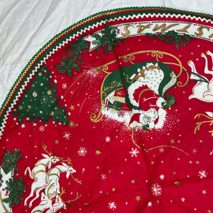 Christmas Round Tablecloth Santa Sleigh Vintage #2193