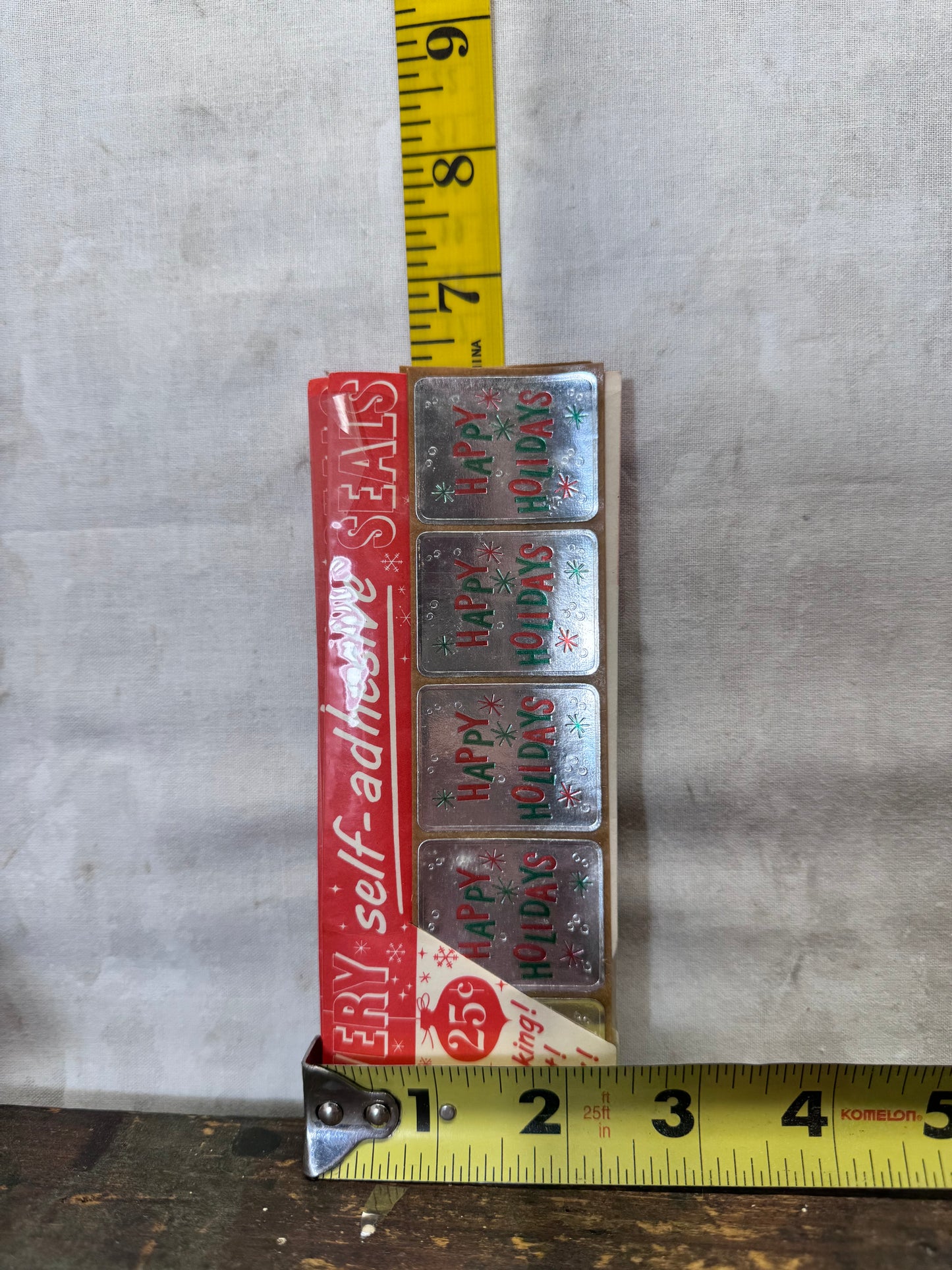 Avery Self Adhesive Christmas Stickers Seals Vintage NOS #2084