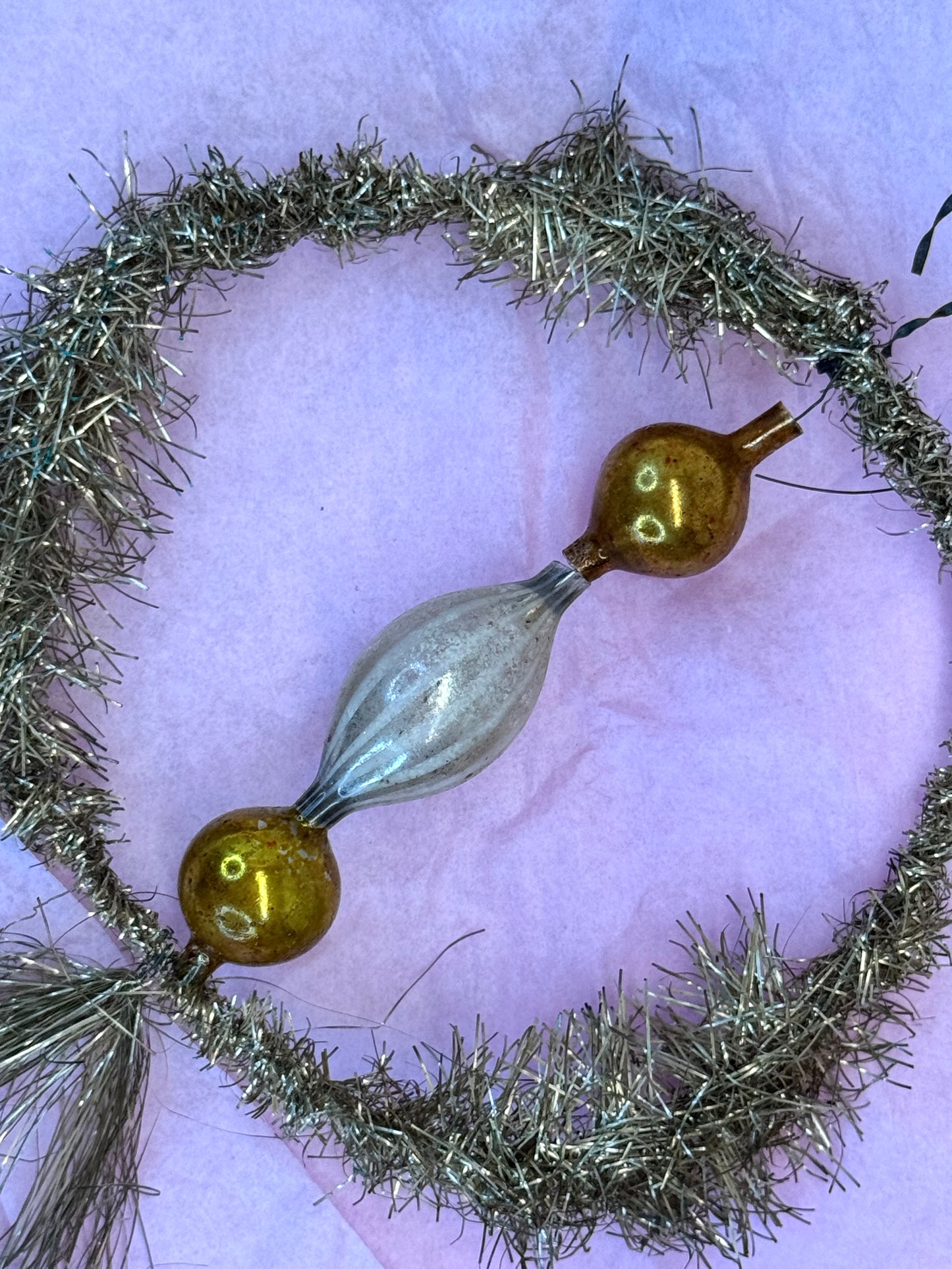 Victorian Christmas Ornament #1690