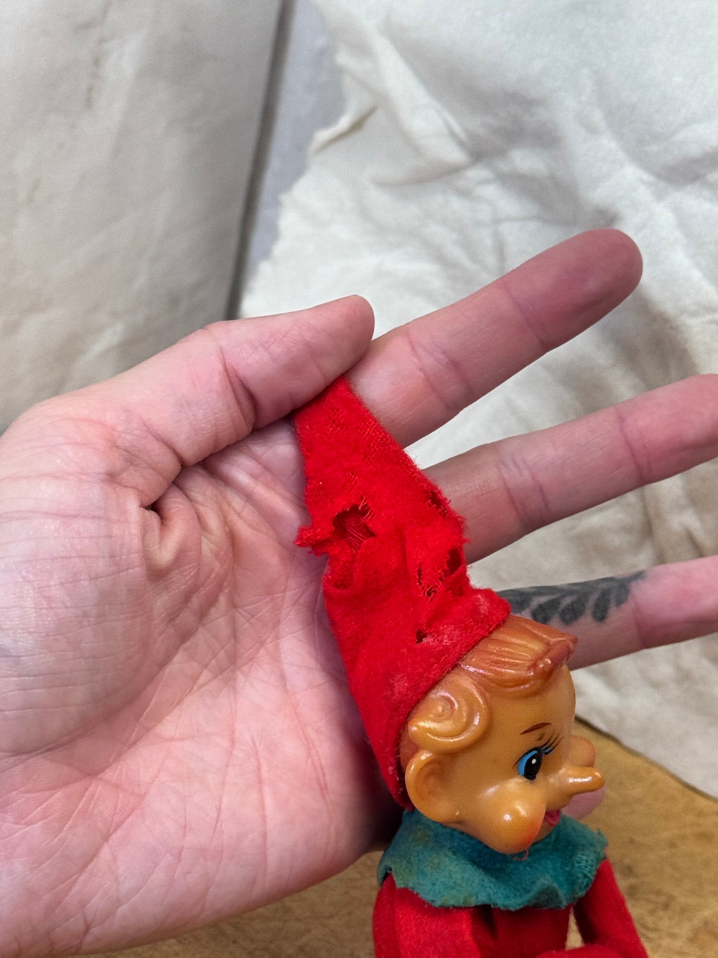 Japan Red Knee Hugger Elf Vintage #1708