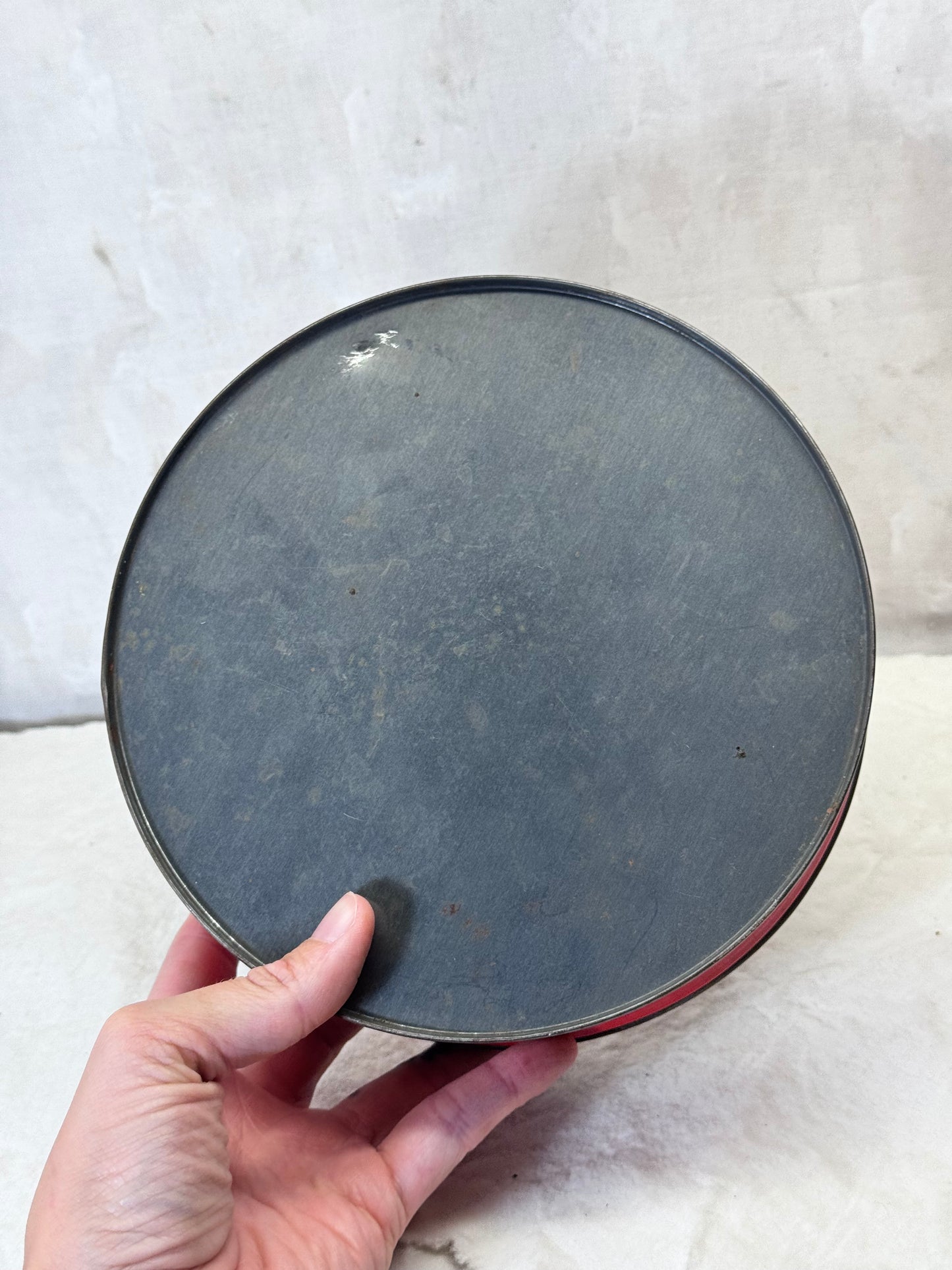 Santa’s Sleigh Christmas Tin Round Empty Vintage #1889