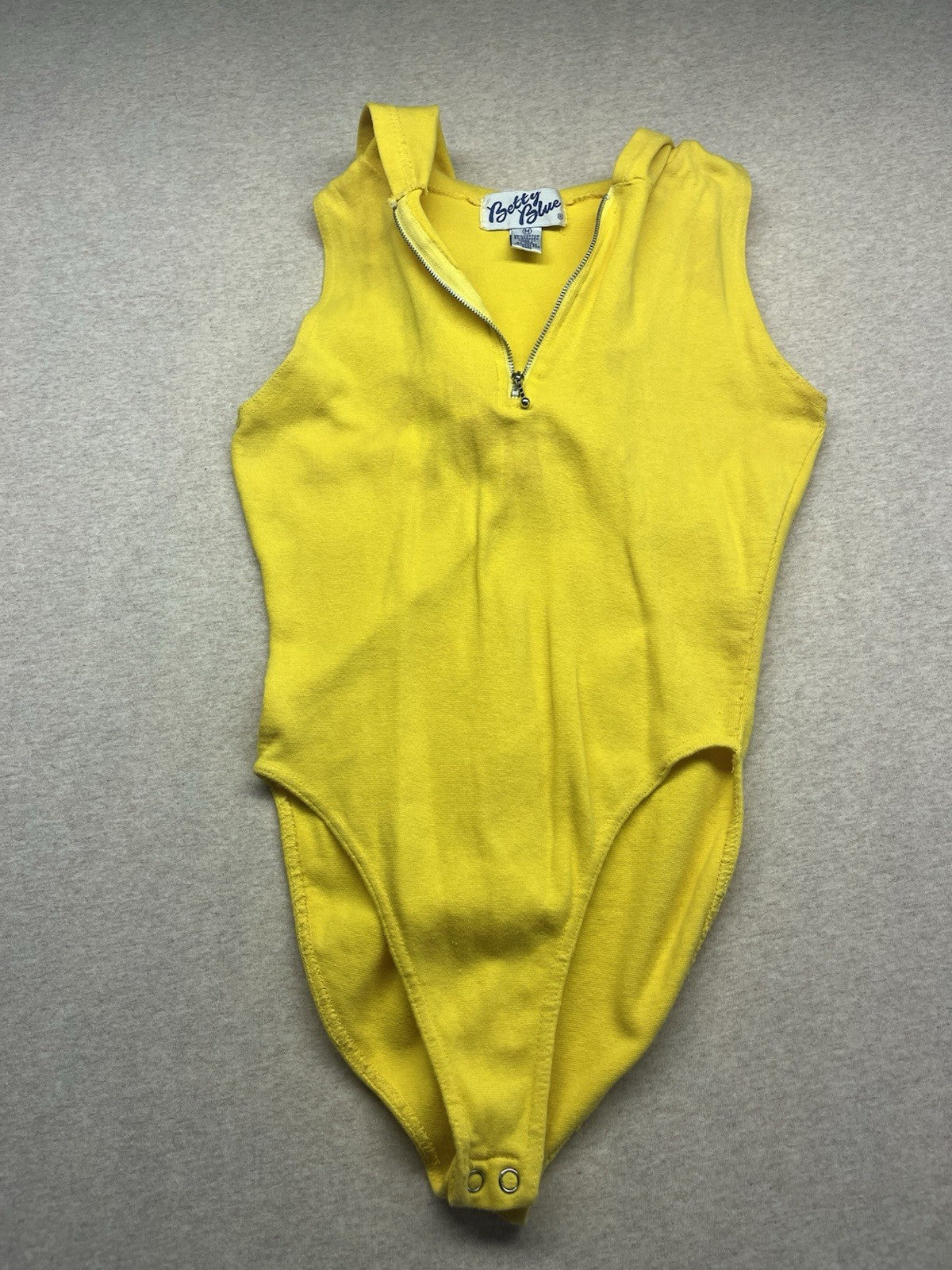 1990s Women’s Yellow Sleeveless W/hood Knit Body Suit 