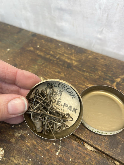 Pfluger Handy Fish Hook Tin W/hooks
