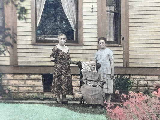 Antique Family Picture #1246