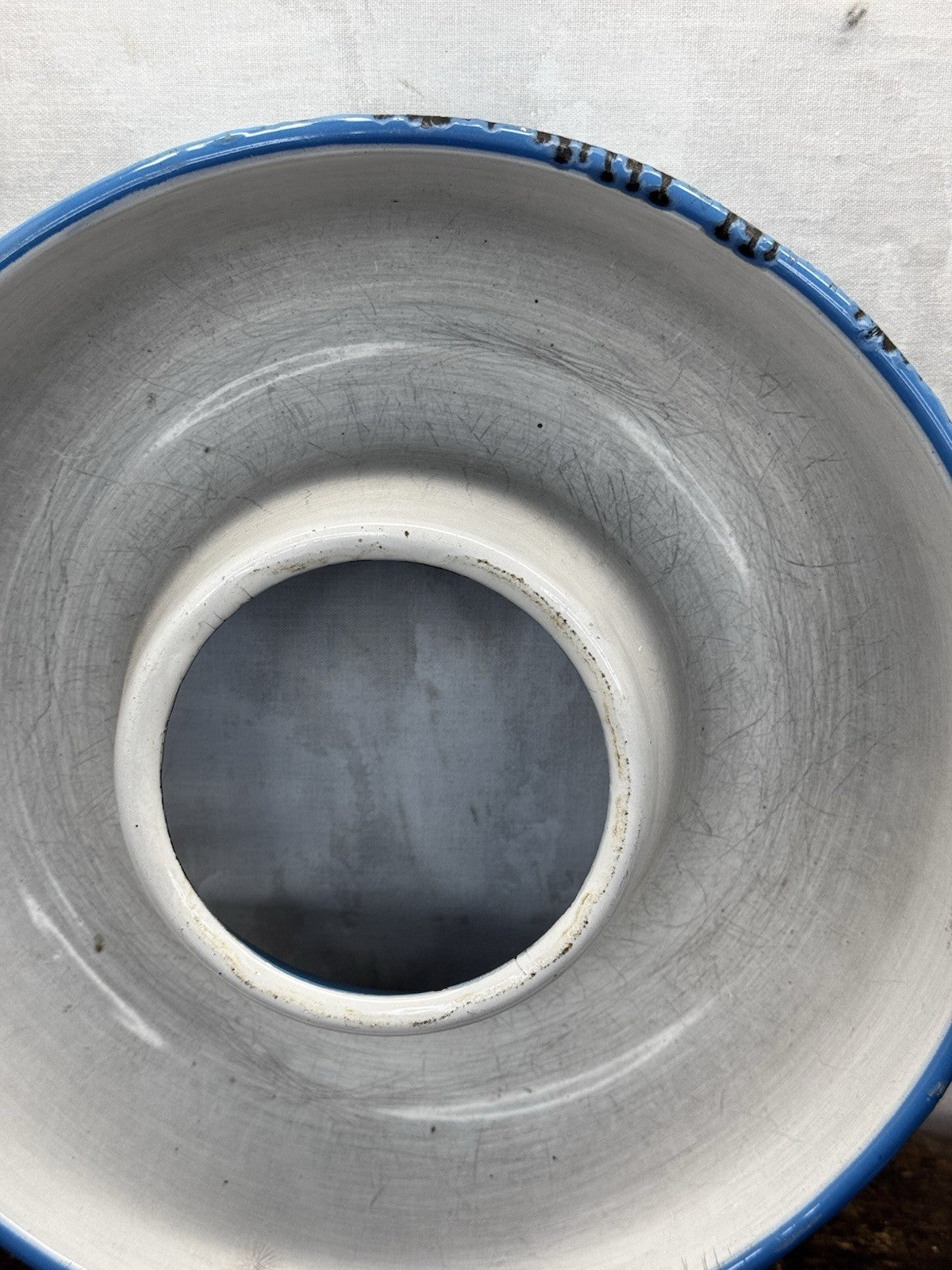 Blue And White Enamelware Bundt Cake Pan Antique #1379