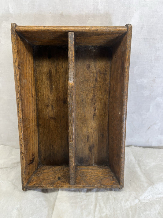 Primitive Wood Tapered Caddy With Handle