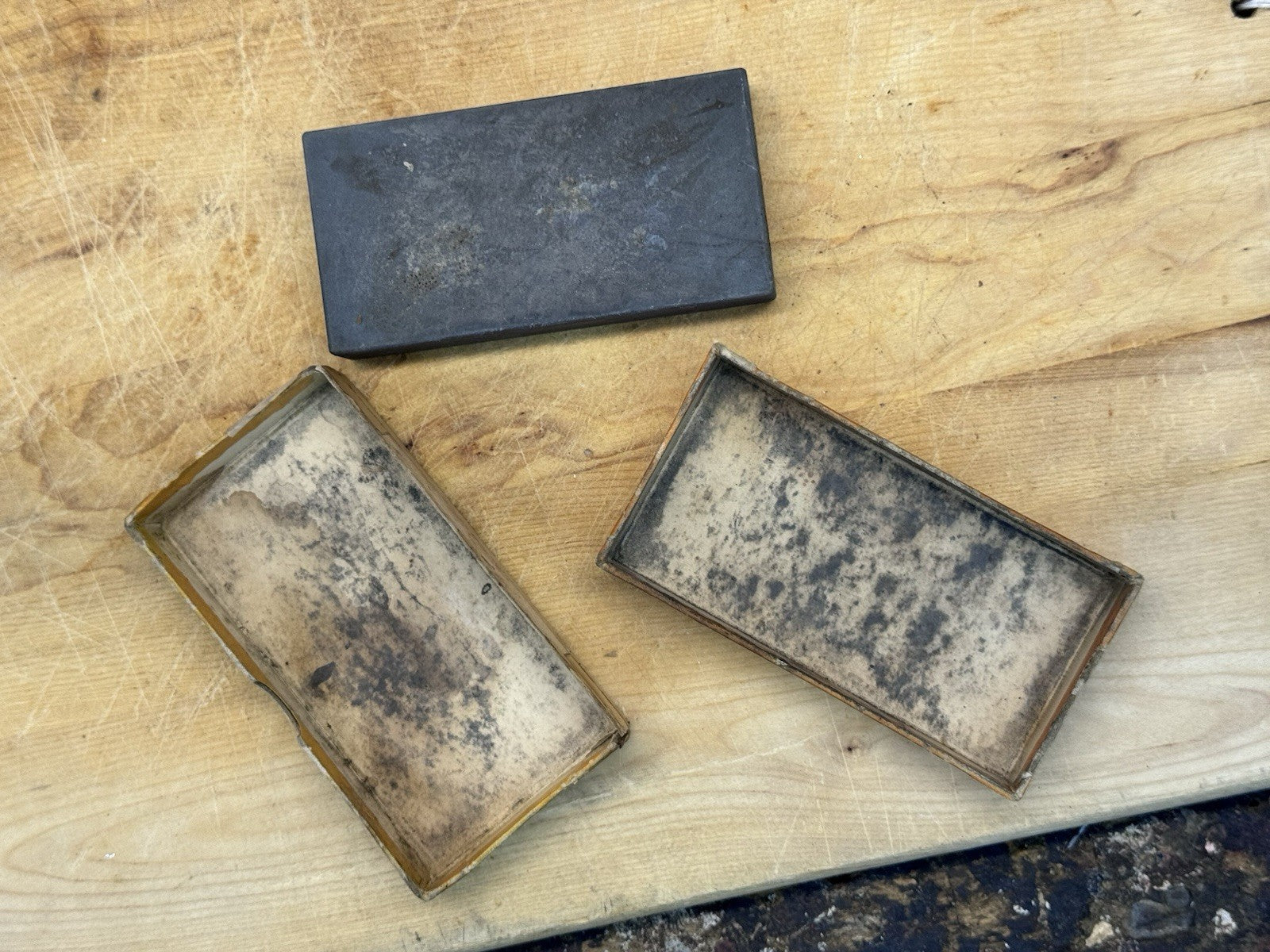 Sharpening Stone With Box Antique #1421