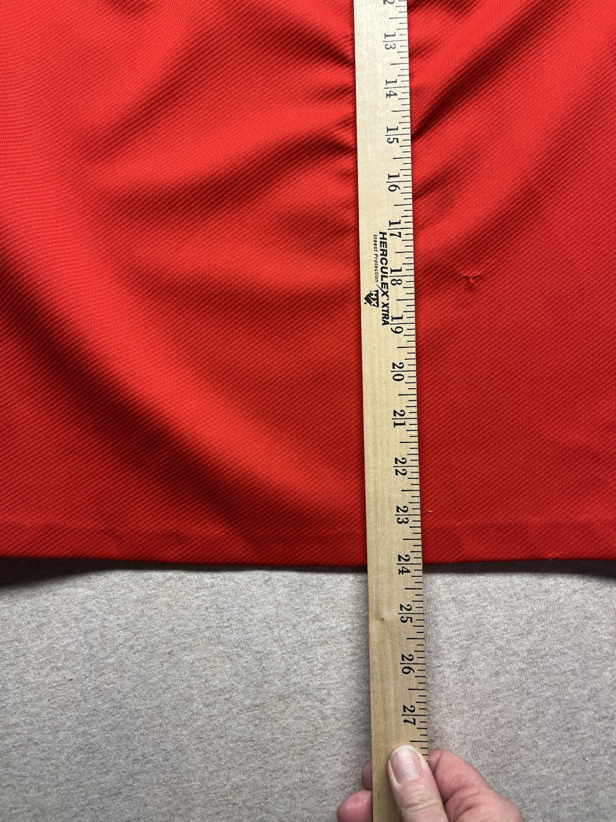 1960s Women’s Red  Appliquéd Knit Sleeveless Shirt