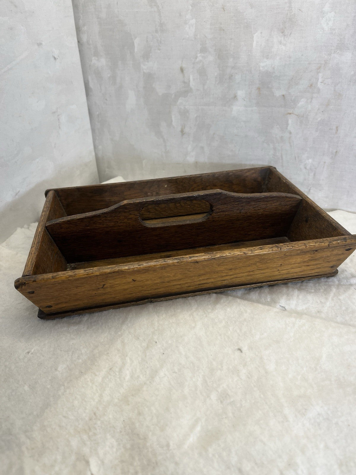 Primitive Wood Tapered Caddy With Handle