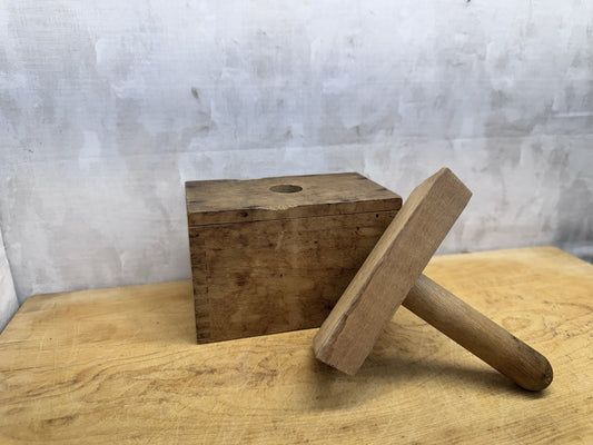 Butter press Antique #1030